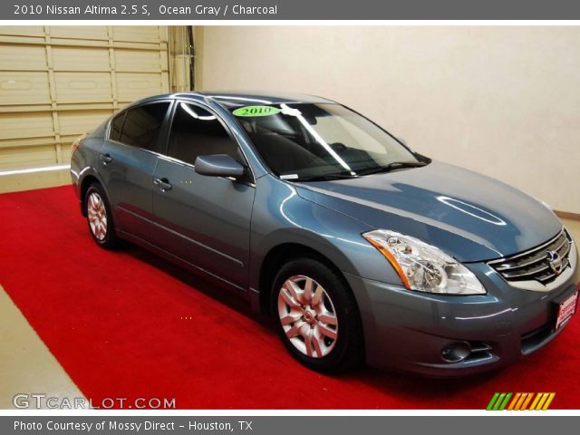 2010 Nissan Altima 2.5 S in Ocean Gray