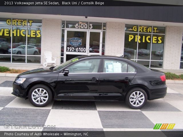 2013 Volkswagen Jetta SE Sedan in Black Uni