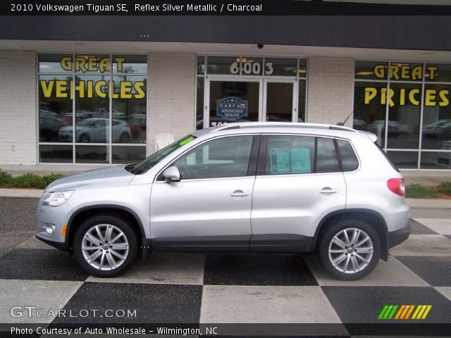 2010 Volkswagen Tiguan SE in Reflex Silver Metallic