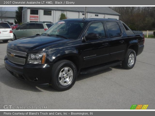 2007 Chevrolet Avalanche LT 4WD in Black