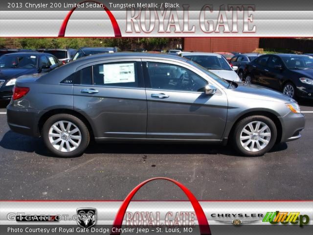 2013 Chrysler 200 Limited Sedan in Tungsten Metallic