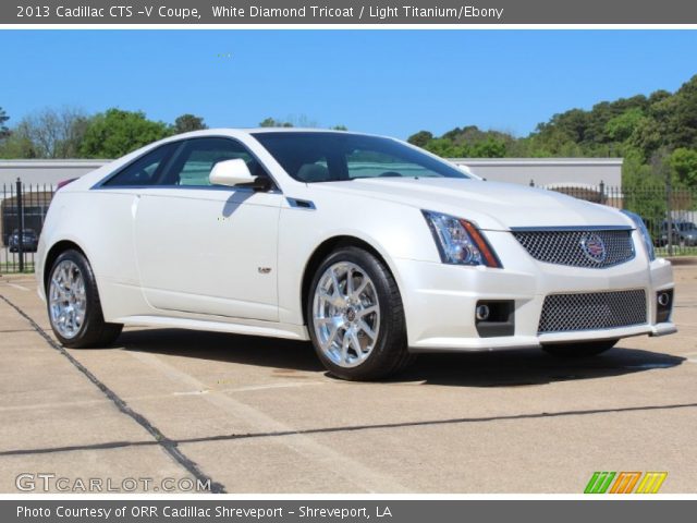 2013 Cadillac CTS -V Coupe in White Diamond Tricoat