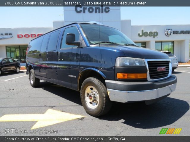2005 GMC Savana Van 3500 SLE Passenger in Deep Blue Metallic
