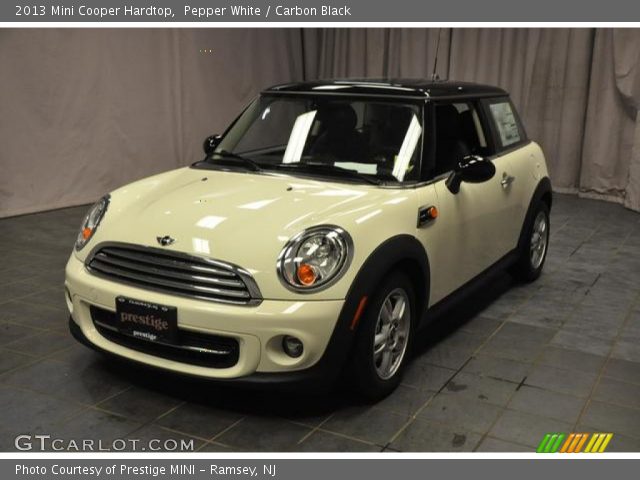 2013 Mini Cooper Hardtop in Pepper White