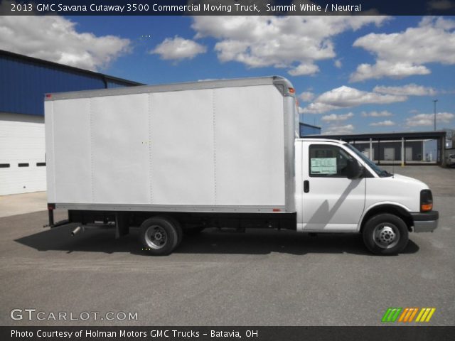 2013 GMC Savana Cutaway 3500 Commercial Moving Truck in Summit White