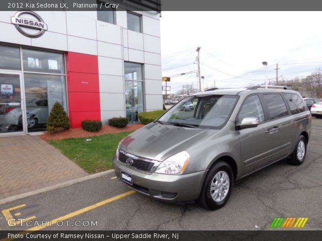 2012 Kia Sedona LX in Platinum