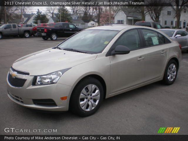 2013 Chevrolet Cruze LS in Champagne Silver Metallic