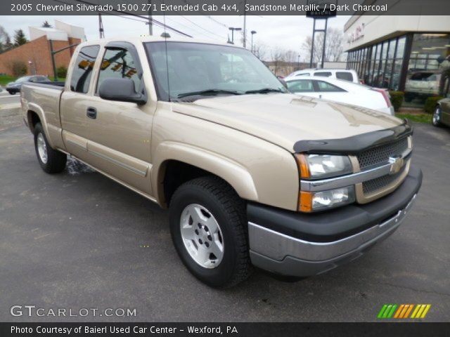 2005 Chevrolet Silverado 1500 Z71 Extended Cab 4x4 in Sandstone Metallic