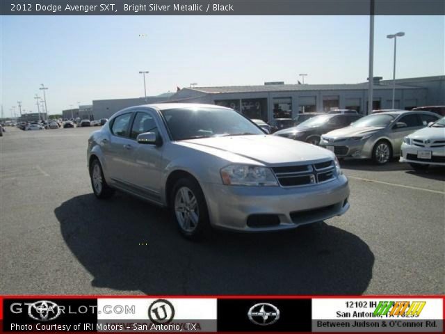 2012 Dodge Avenger SXT in Bright Silver Metallic