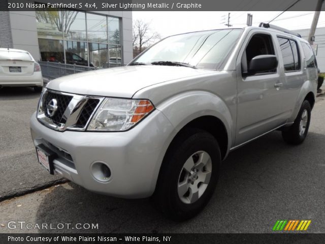 2010 Nissan Pathfinder S 4x4 in Silver Lightning Metallic