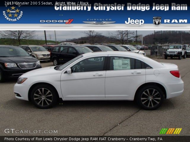 2013 Chrysler 200 S Sedan in Bright White