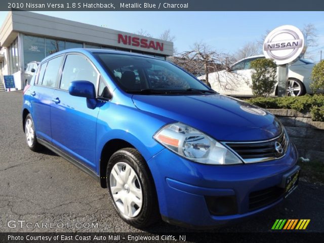 2010 Nissan Versa 1.8 S Hatchback in Metallic Blue