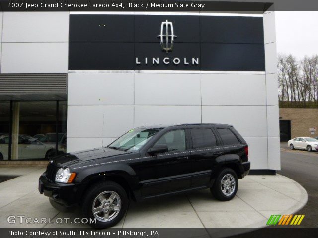 2007 Jeep Grand Cherokee Laredo 4x4 in Black