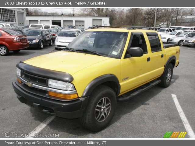 2003 Chevrolet S10 LS Crew Cab 4x4 in Yellow