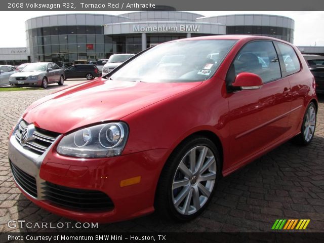 2008 Volkswagen R32  in Tornado Red