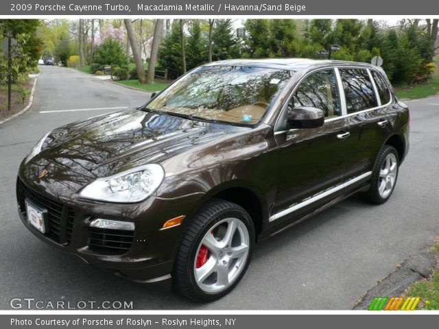 2009 Porsche Cayenne Turbo in Macadamia Metallic