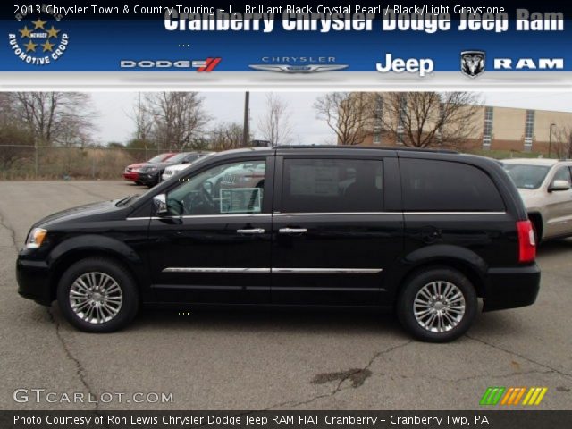 2013 Chrysler Town & Country Touring - L in Brilliant Black Crystal Pearl