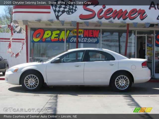 2005 Chrysler Sebring Sedan in Stone White