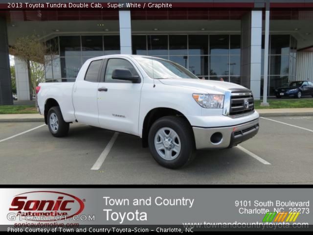 2013 Toyota Tundra Double Cab in Super White