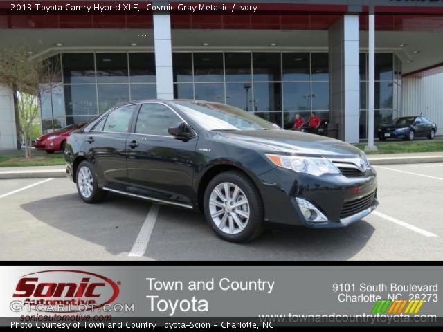 2013 Toyota Camry Hybrid XLE in Cosmic Gray Metallic