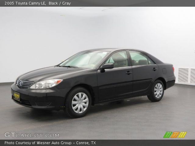 2005 Toyota Camry LE in Black