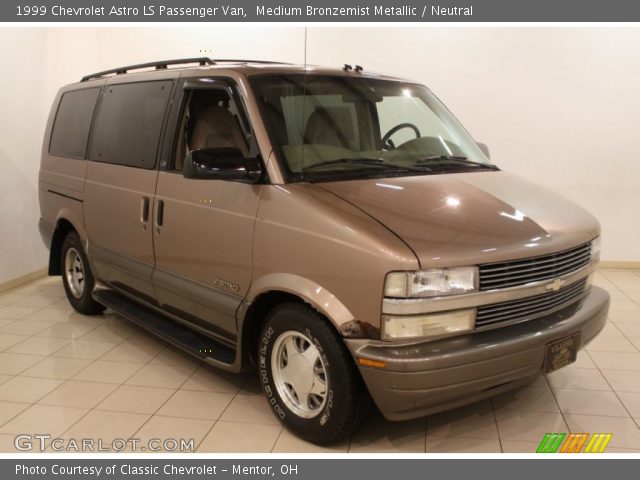 1999 Chevrolet Astro LS Passenger Van in Medium Bronzemist Metallic