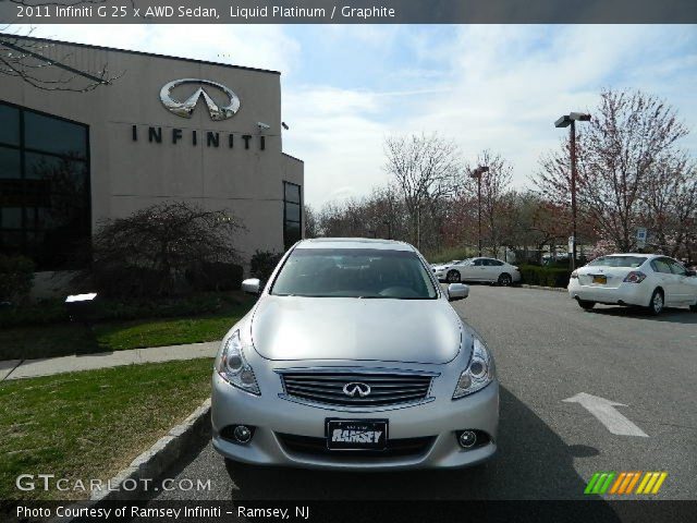 2011 Infiniti G 25 x AWD Sedan in Liquid Platinum