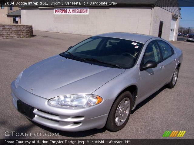 2004 Dodge Intrepid SE in Bright Silver Metallic