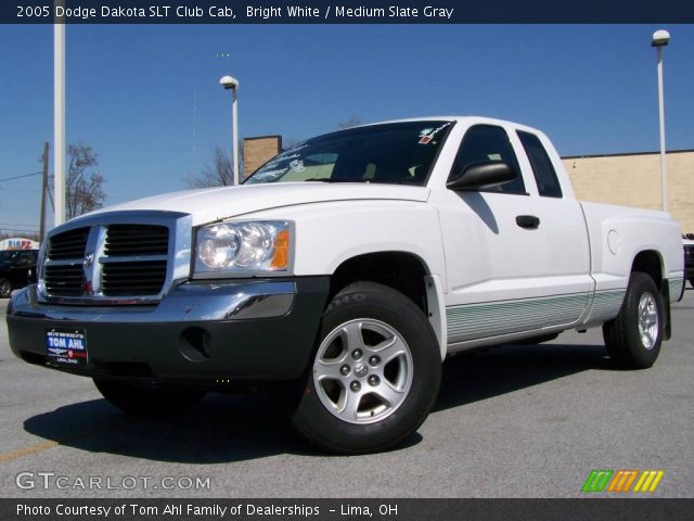 2005 Dodge Dakota SLT Club Cab in Bright White