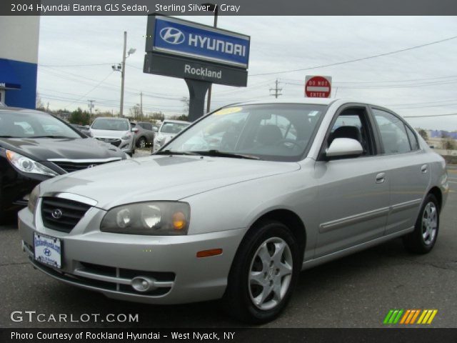 2004 Hyundai Elantra GLS Sedan in Sterling Silver
