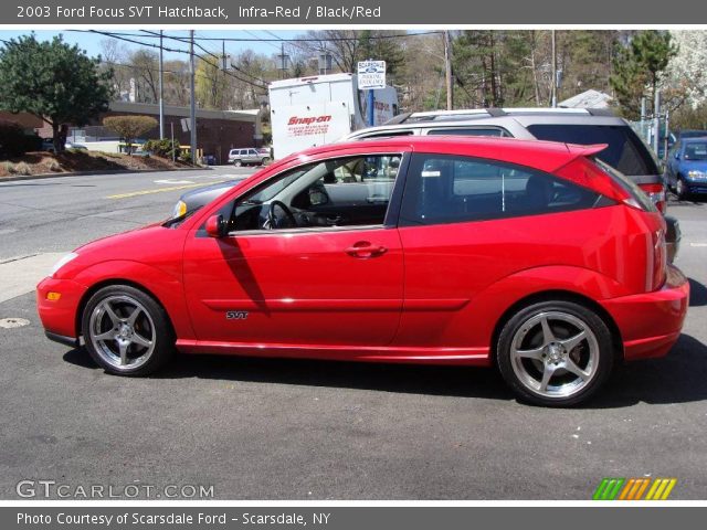 2003 Ford Focus SVT Hatchback in Infra-Red