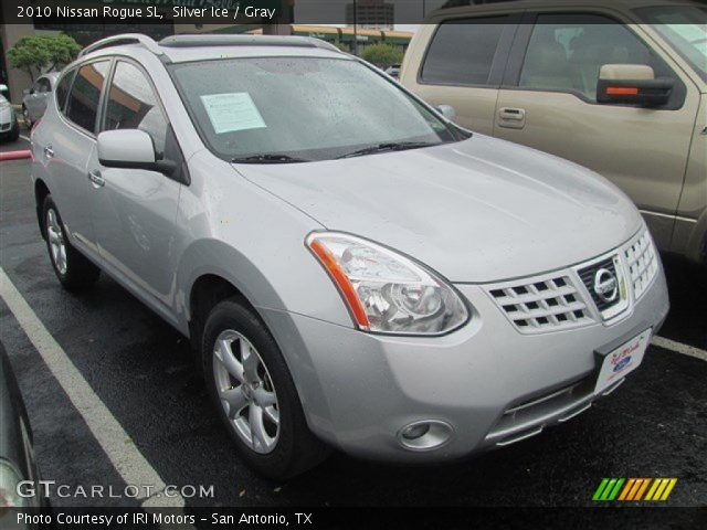 2010 Nissan Rogue SL in Silver Ice