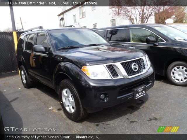 2010 Nissan Pathfinder S 4x4 in Super Black