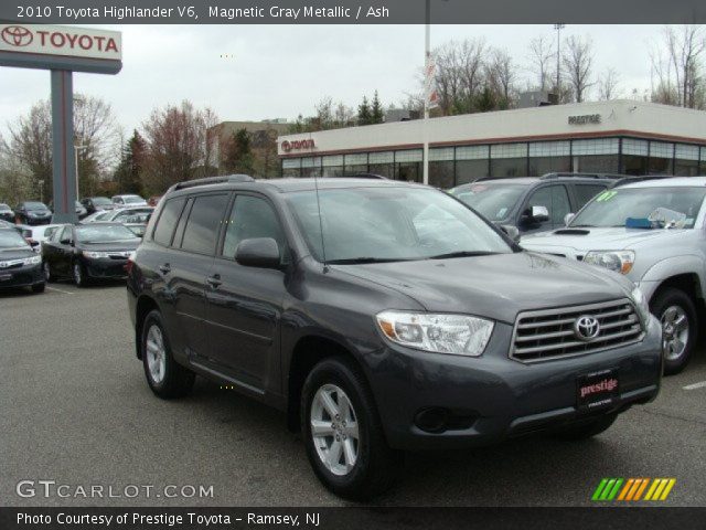 2010 Toyota Highlander V6 in Magnetic Gray Metallic