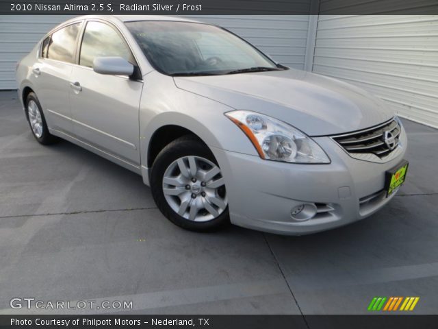 2010 Nissan Altima 2.5 S in Radiant Silver