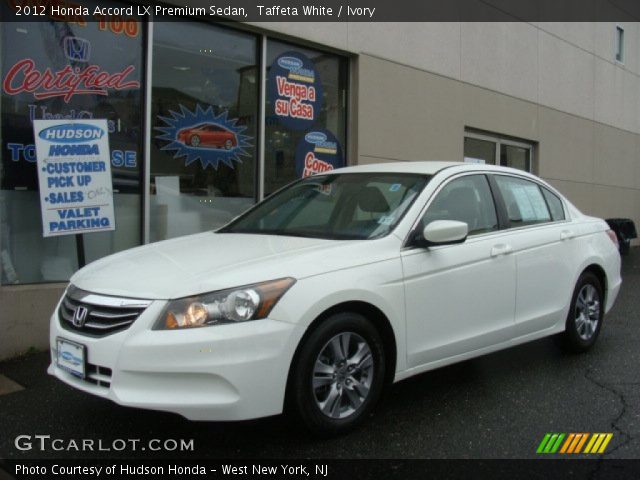 2012 Honda Accord LX Premium Sedan in Taffeta White