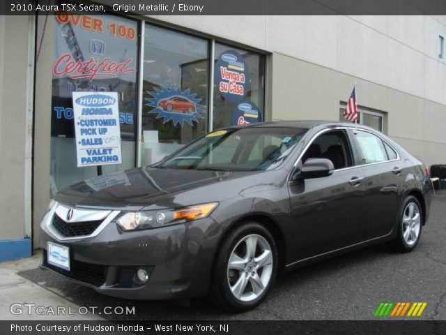 2010 Acura TSX Sedan in Grigio Metallic