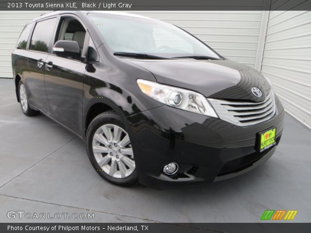 2013 Toyota Sienna XLE in Black