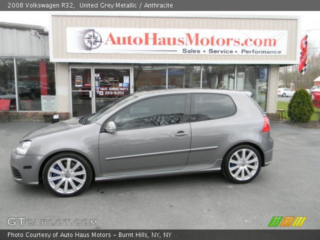 2008 Volkswagen R32  in United Grey Metallic