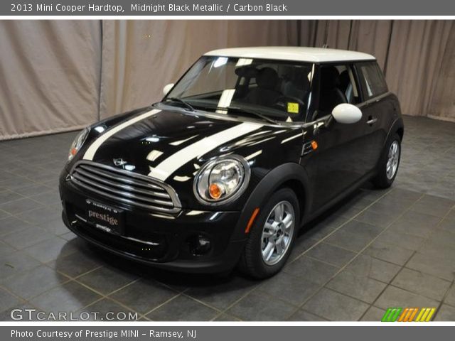 2013 Mini Cooper Hardtop in Midnight Black Metallic