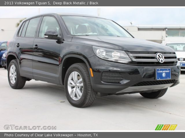 2013 Volkswagen Tiguan S in Deep Black Metallic
