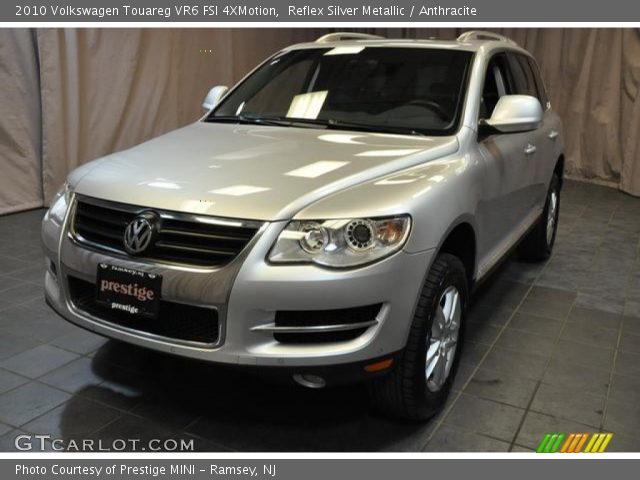 2010 Volkswagen Touareg VR6 FSI 4XMotion in Reflex Silver Metallic
