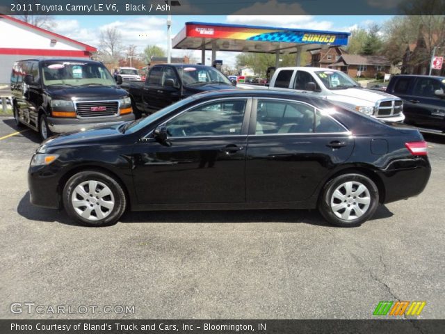 2011 Toyota Camry LE V6 in Black