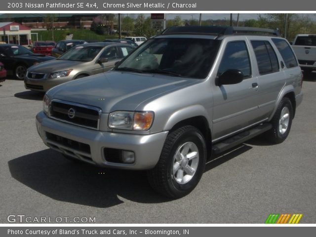 2003 Nissan Pathfinder SE 4x4 in Chrome Silver Metallic