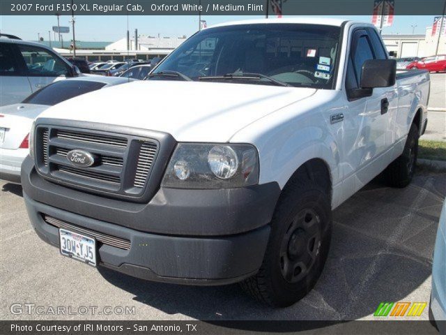 2007 Ford F150 XL Regular Cab in Oxford White