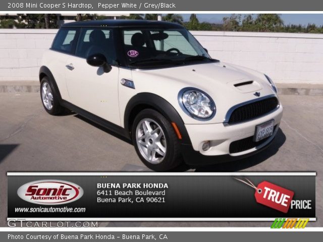 2008 Mini Cooper S Hardtop in Pepper White