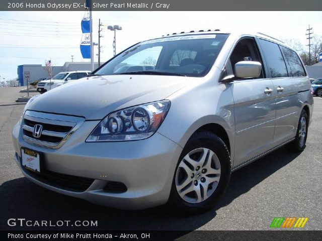 2006 Honda Odyssey EX-L in Silver Pearl Metallic
