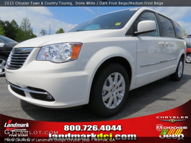 2013 Chrysler Town & Country Touring in Stone White