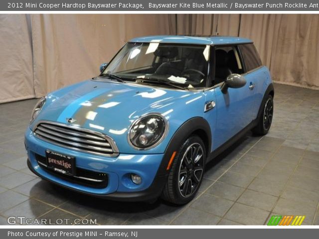 2012 Mini Cooper Hardtop Bayswater Package in Bayswater Kite Blue Metallic