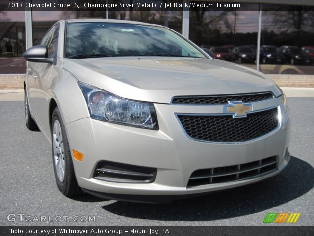 2013 Chevrolet Cruze LS in Champagne Silver Metallic